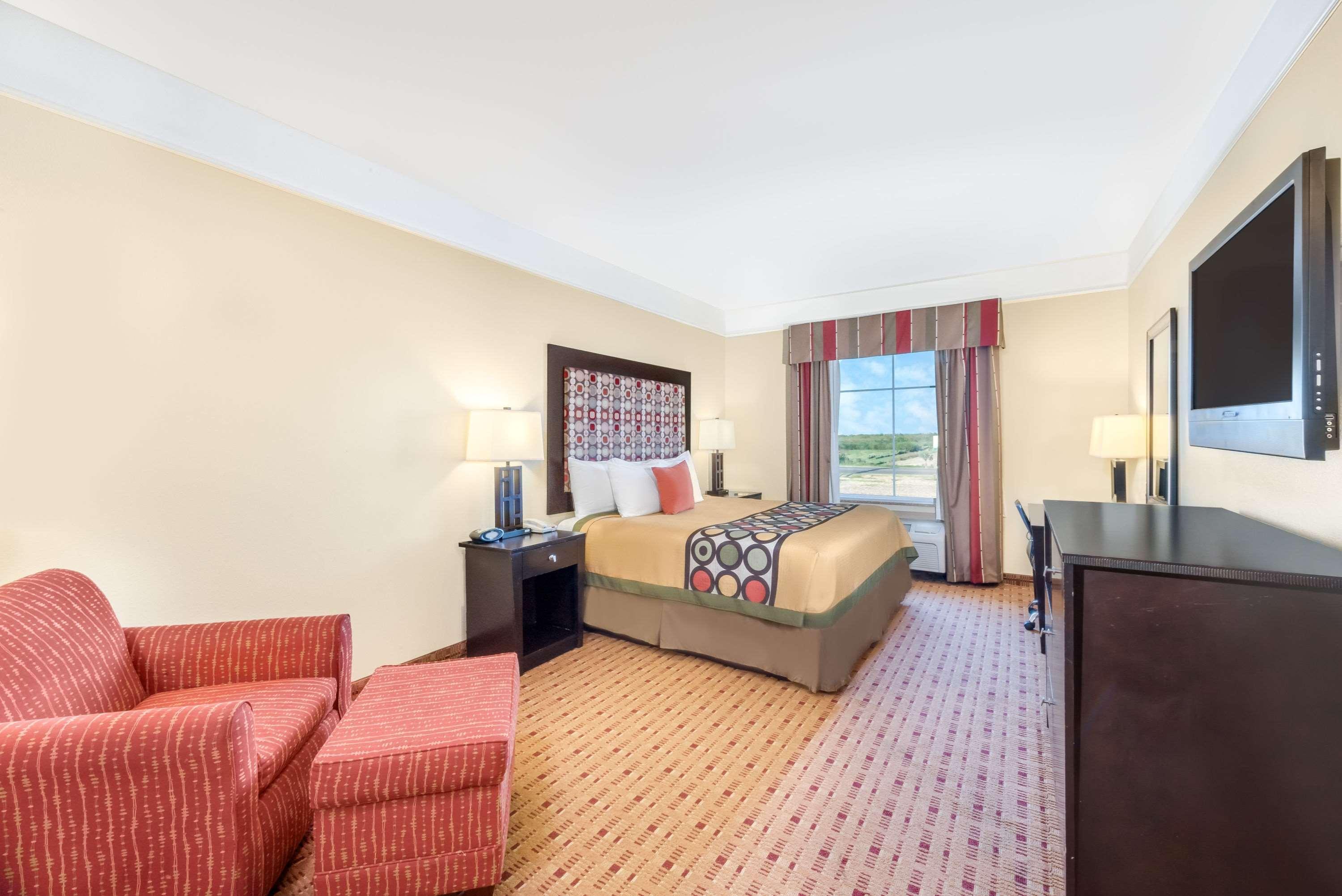 Super 8 By Wyndham Hidalgo At La Plaza Mall & Mcallen Airport Luaran gambar