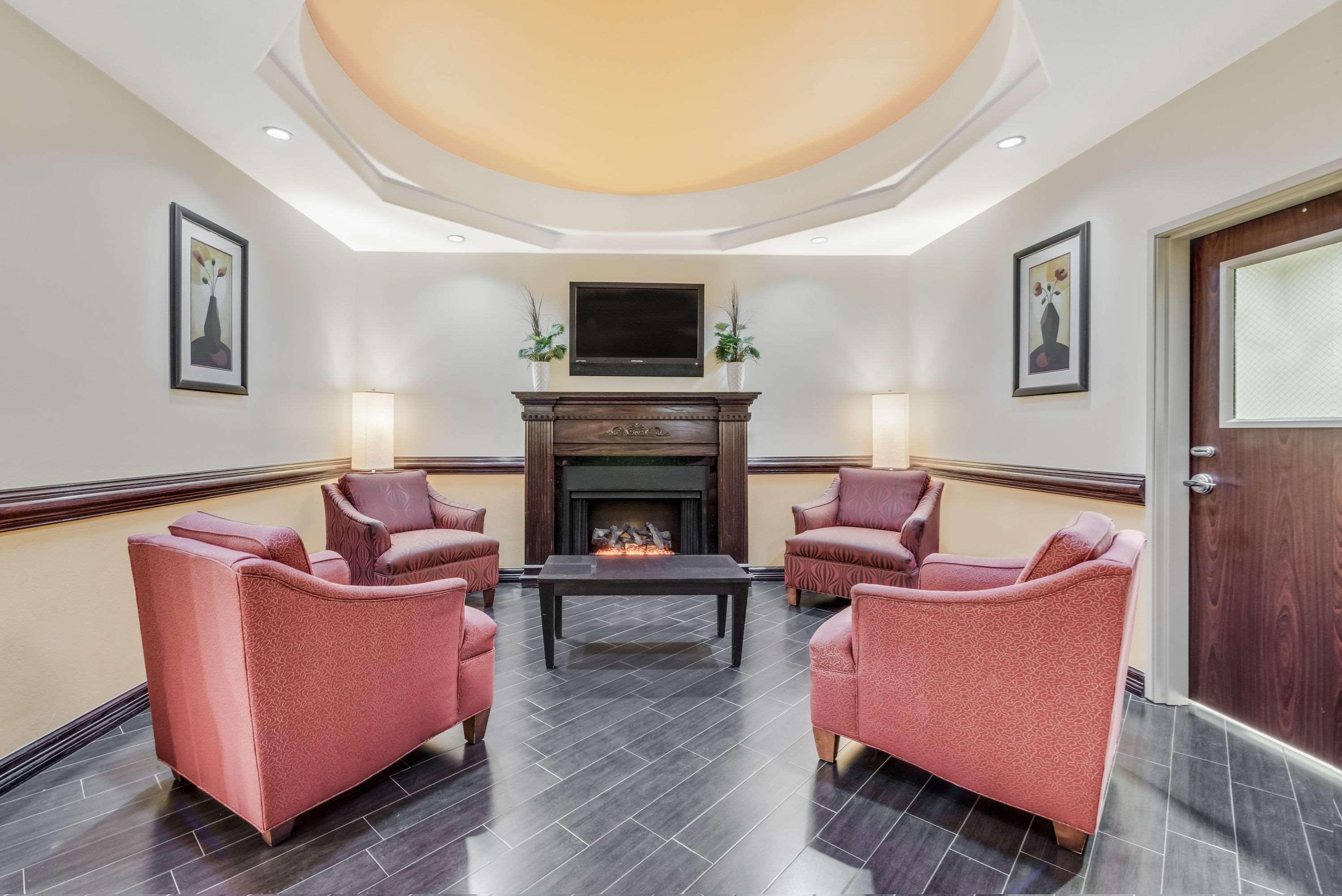 Super 8 By Wyndham Hidalgo At La Plaza Mall & Mcallen Airport Luaran gambar