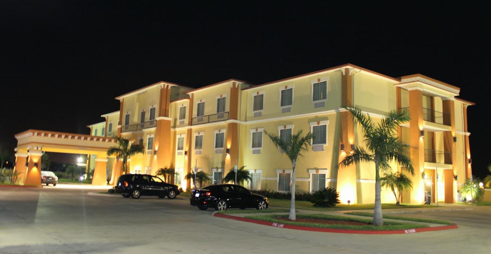 Super 8 By Wyndham Hidalgo At La Plaza Mall & Mcallen Airport Luaran gambar