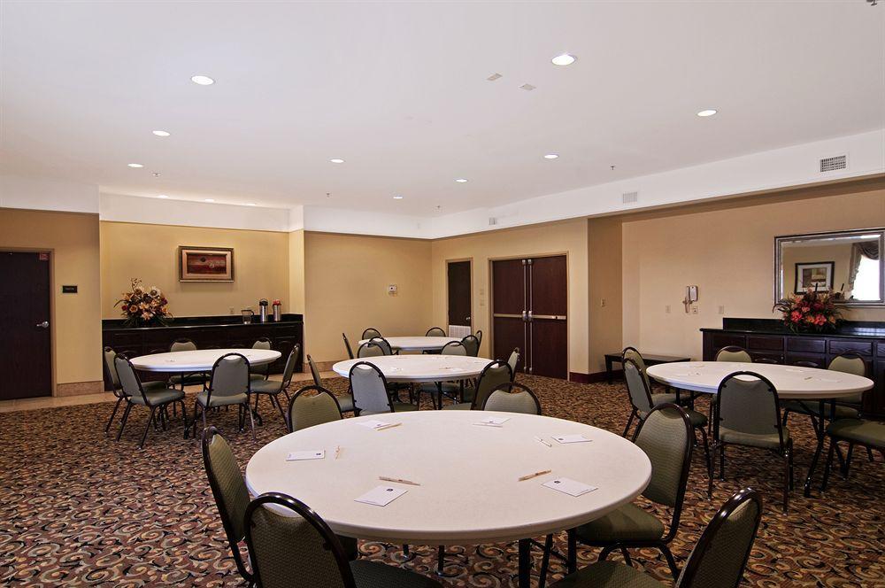 Super 8 By Wyndham Hidalgo At La Plaza Mall & Mcallen Airport Luaran gambar